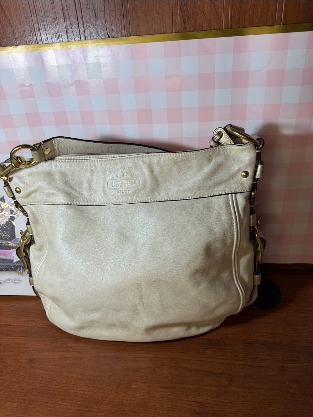 Coach Pebble Leather Hobo Bag in Cream with Gold Hardware